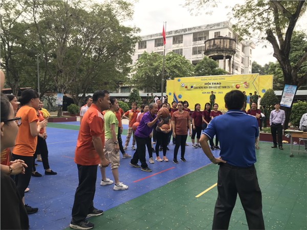 Ném bóng vào rổ 2.jpg